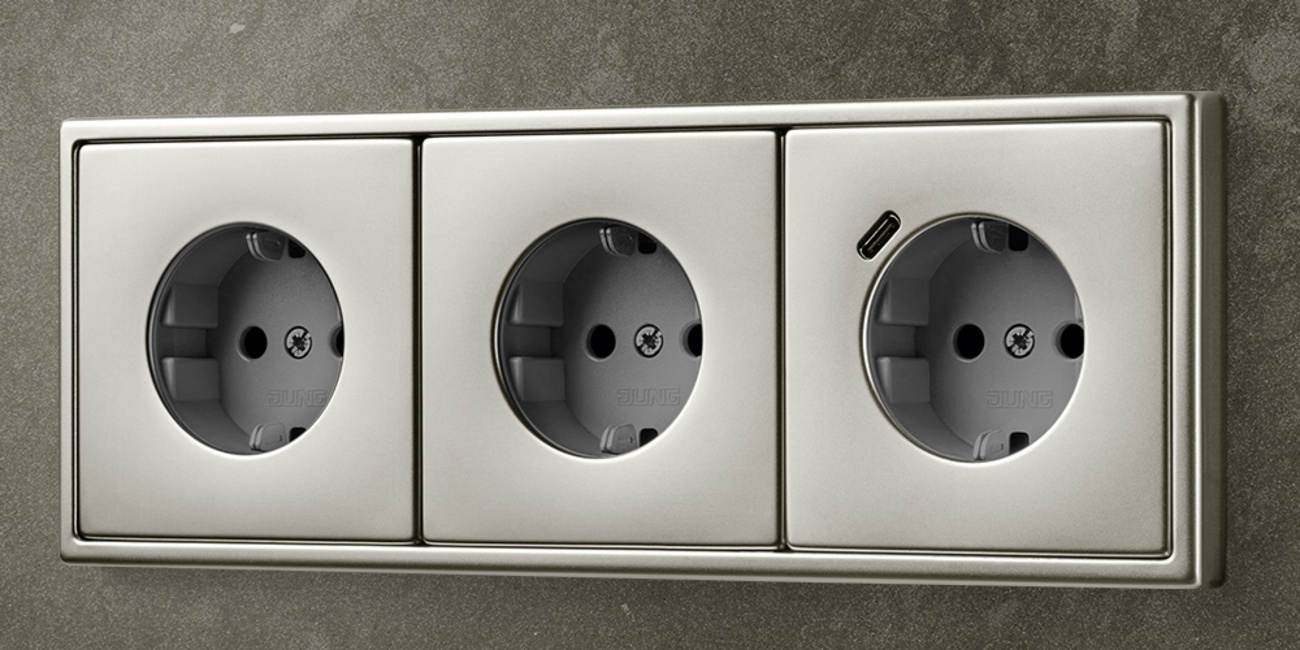 SCHUKO® Steckdosen mit USB bei Elektro- Anlagen- Service GmbH in Lutherstadt Wittenberg
